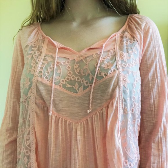 American Eagle Peach Semi-Sheer Lace Boho Top - Picture 2 of 8